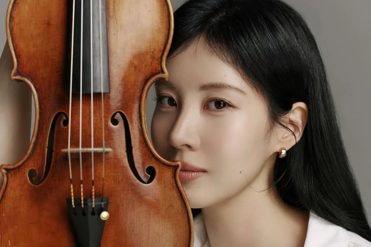 Girls’ Generation’s Seohyun To Perform As Violin Soloist At Orchestra Concert